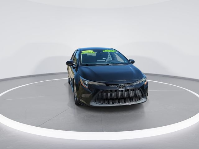 Used 2022 Black Toyota L image 2
