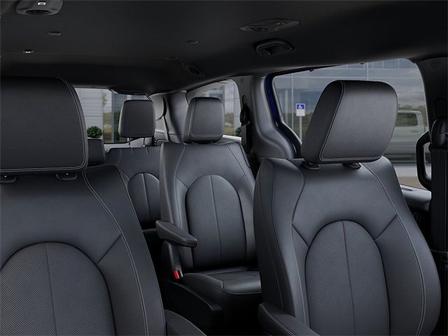 New 2026 Chrysler Pacifica Select For Sale in East Hanover, NJ