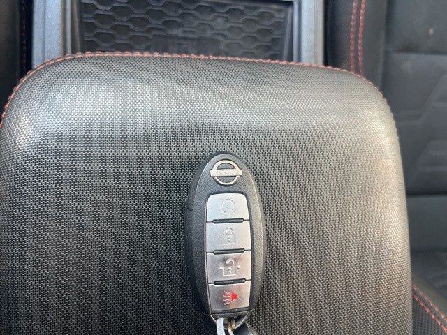 Used 2022 Green Nissan PRO-X image 21