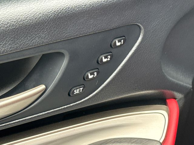 Used 2019 White Lexus 300 image 22