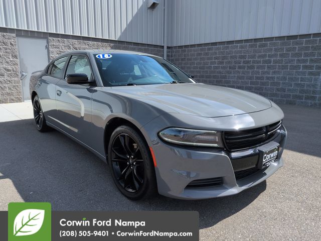 Destroyer Gray Clearcoat 2018 Dodge Charger SXT RWD Sedan Rear-Wheel Drive 8-Speed Automatic