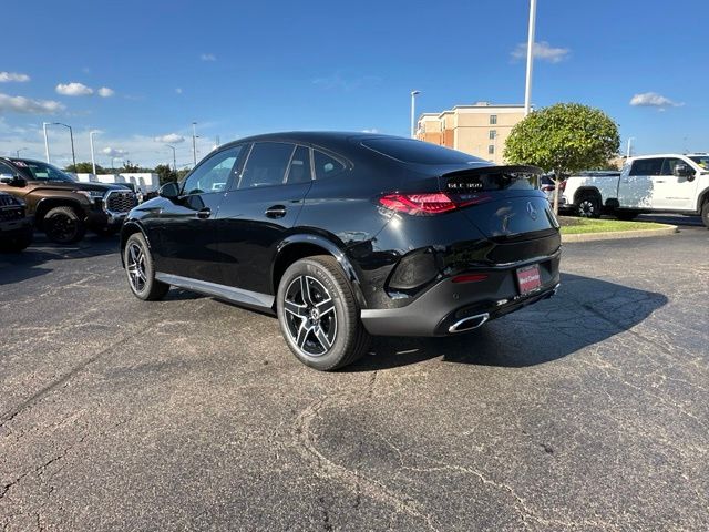 New 2027 Black Mercedes-Benz GLC 300 Coupe image 10
