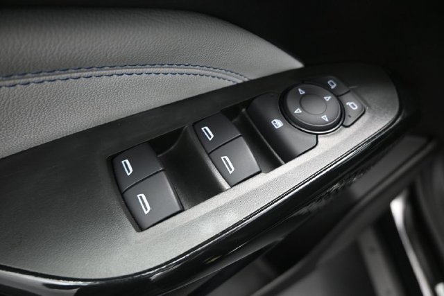 Used 2025 Chevrolet Trax SUV
