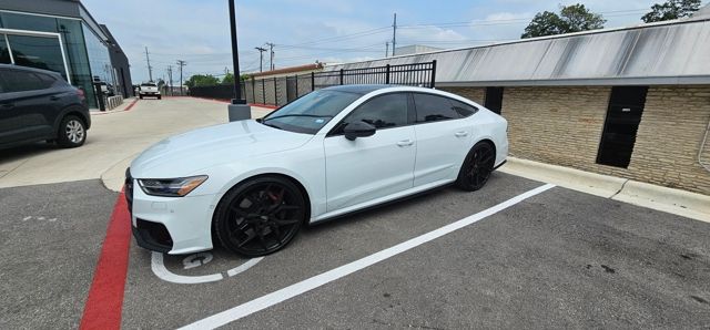 Thumbnail: 2020 Audi S7 - 4