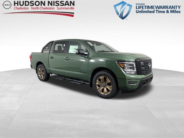 2024 Nissan Titan SV 1