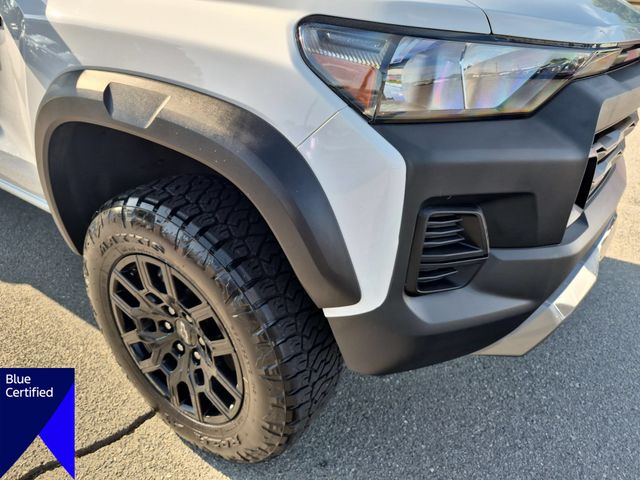 Used 2023 White Chevrolet Trail Boss image 9