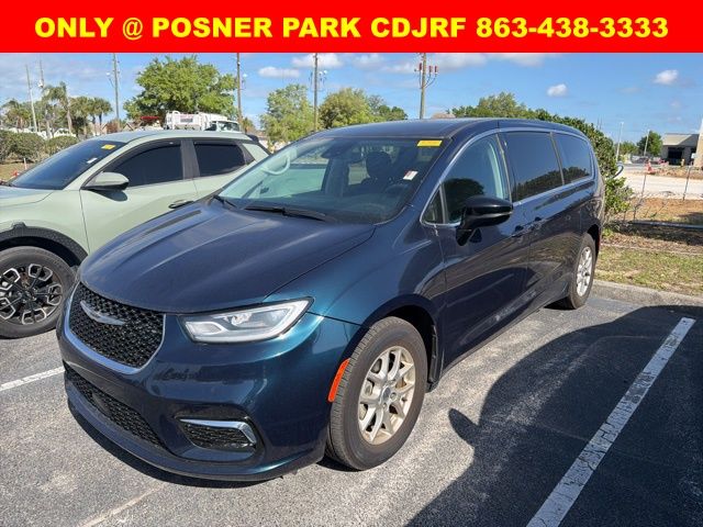 Fathom Blue Pearlcoat 2024 Chrysler Pacifica Touring L FWD Minivan Front-Wheel Drive 9-Speed Automatic