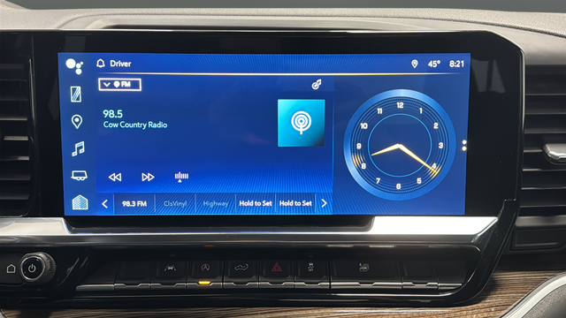 Used 2023 Summit White Chevrolet LT image 14
