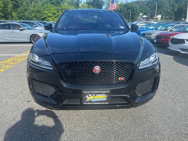 2018 Jaguar F-PACE S - Black exterior view 2