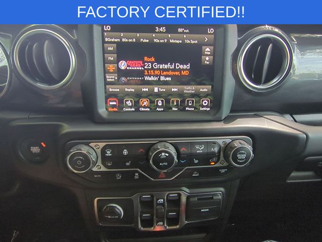 Used 2021 Silver Jeep Unlimited Sahara Altitude image 21