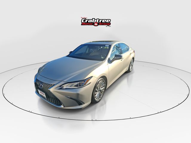 Used 2021 Lexus ES Sedan