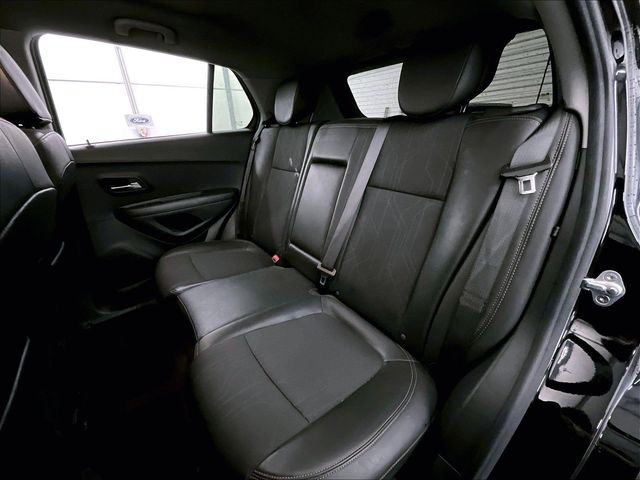2022 Chevrolet Trax LT Black at South Hills Kia