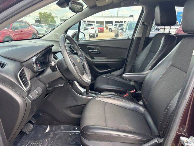 Used 2022 Chevrolet Trax SUV