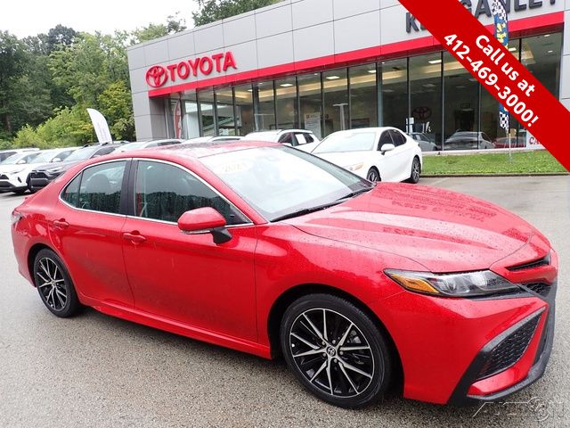 Supersonic Red 2024 Toyota Camry Sedan Front-Wheel Drive 8-Speed Automatic
