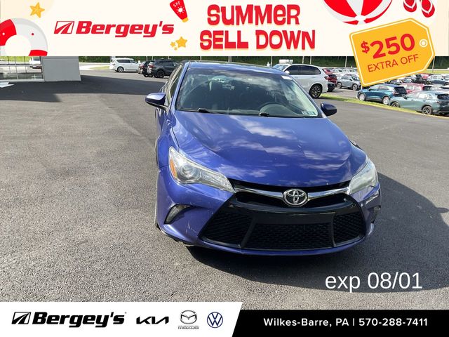 Blue 2016 Toyota Camry Sedan Front-Wheel Drive 6-Speed Automatic