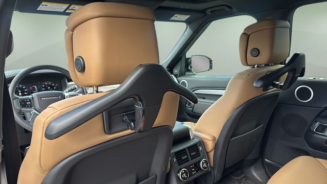 Used 2026  Land Rover Gemini Edition image 37