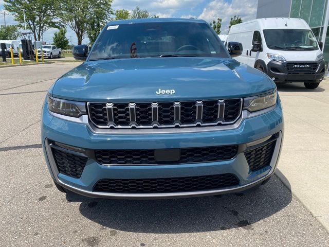 2026 Jeep Grand Cherokee Limited - Steel Blue exterior view 2