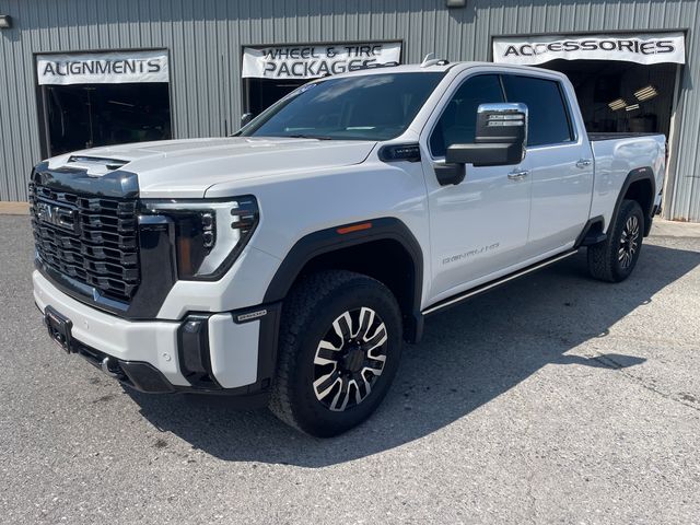2024 GMC Sierra 2500HD Denali Ultimate - White Frost Tricoat exterior view 3
