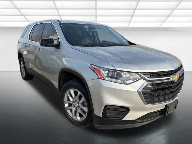 Silver Ice Metallic 2020 Chevrolet Traverse LS FWD SUV / Crossover Front-Wheel Drive 9-Speed Automatic