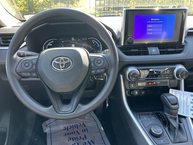 2024 Toyota RAV4 Hybrid LE 7