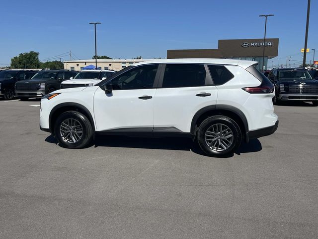 used 2025 Nissan Rogue car, priced at $27,991