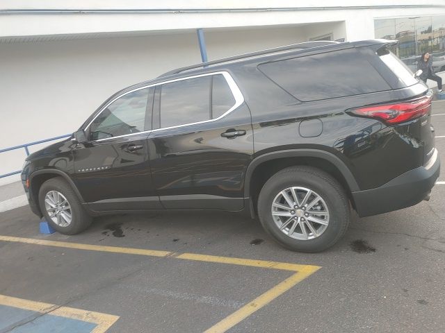 2023 Chevrolet Traverse LT 10