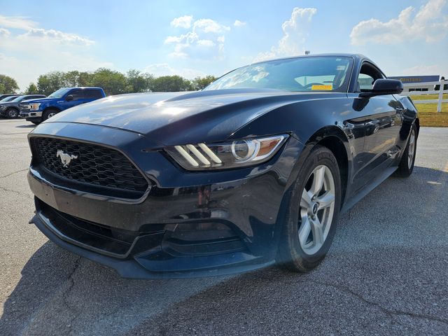2015 Ford Mustang V6 photo 2