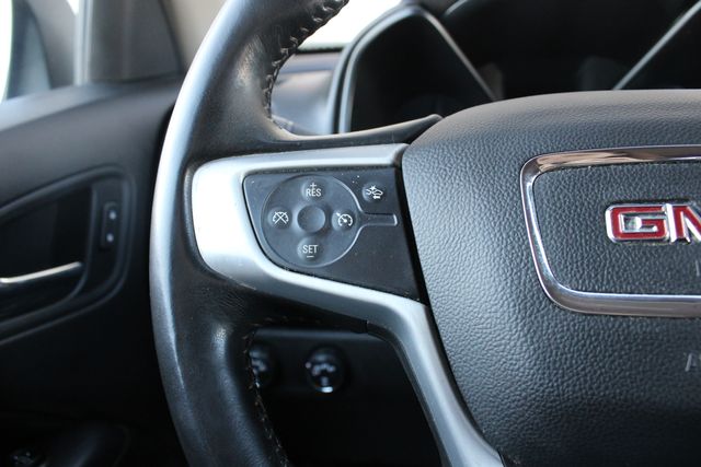 Used 2018 White GMC SLT image 12