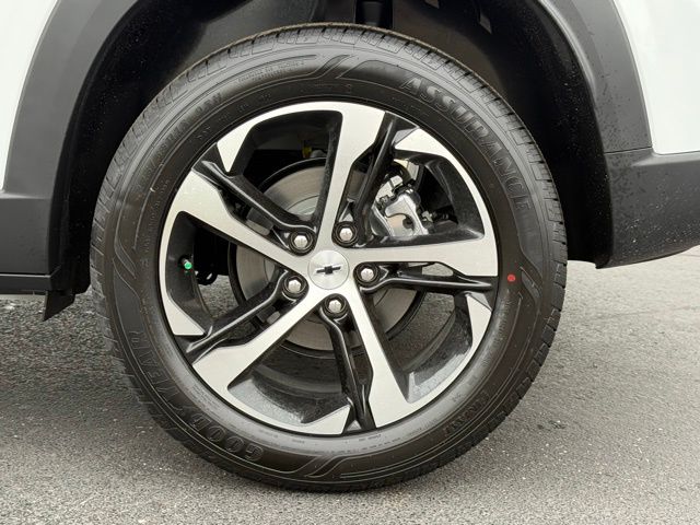 new 2026 Chevrolet Trax car, priced at $26,185