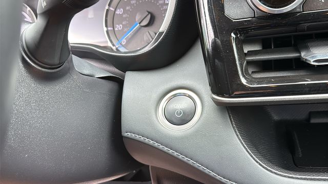 Used 2025 Toyota Highlander Hybrid SUV