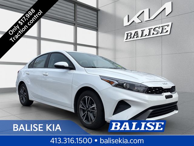 Snow White Pearl 2024 Kia Forte LXS FWD Sedan Front-Wheel Drive Continuously Variable Transmission