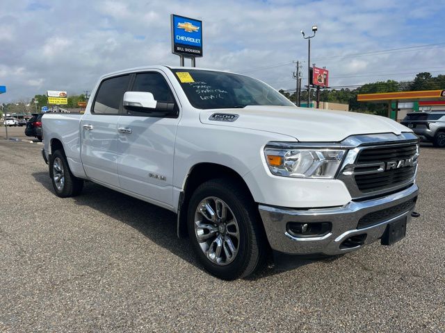 Bright White Clearcoat 2020 RAM 1500 Big Horn Crew Cab 4WD Pickup Truck Four-Wheel Drive 8-Speed Automatic