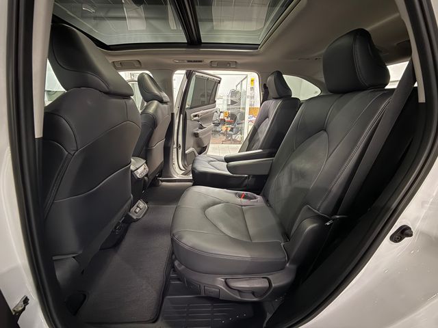 2023 Toyota Highlander Platinum  at Davis Toyota of Orangeburg