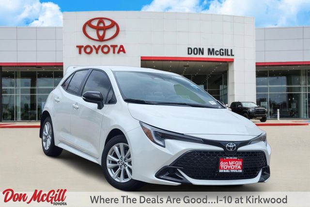 2026 Toyota Corolla Hatchback SE  at Community Toyota