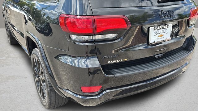 Used 2022 Black Jeep Laredo X image 40