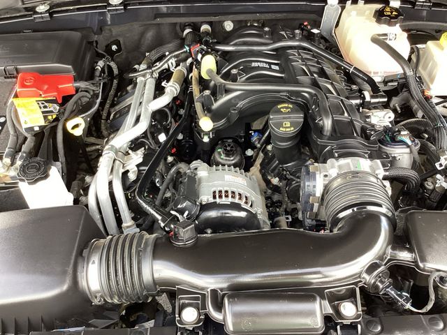 Used Car 2023 Jeep Gladiator  Overland For Sale Under $35,000 In San Antonio, Texas