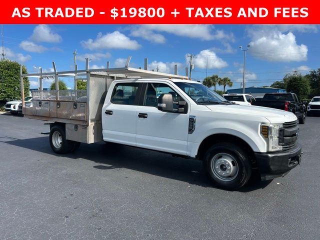 Oxford White 2019 Ford F-350 Super Duty Chassis Pickup Truck 4X2 6-Speed Automatic