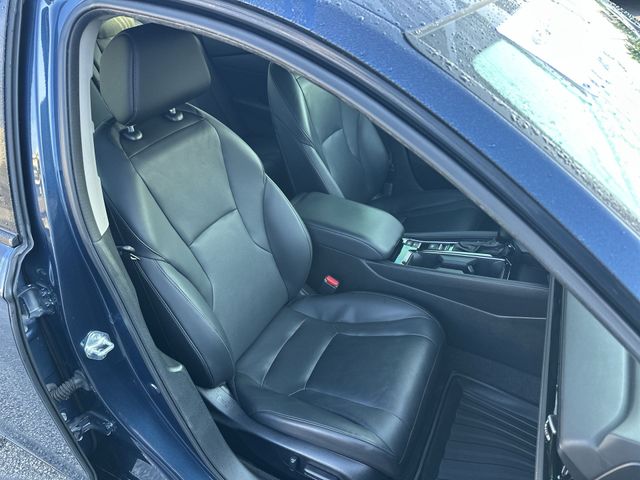 Used 2024 Blue Honda EX-L image 28