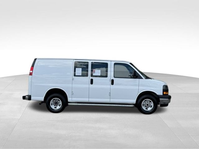 2023 GMC Savana 2500 Work Van 7