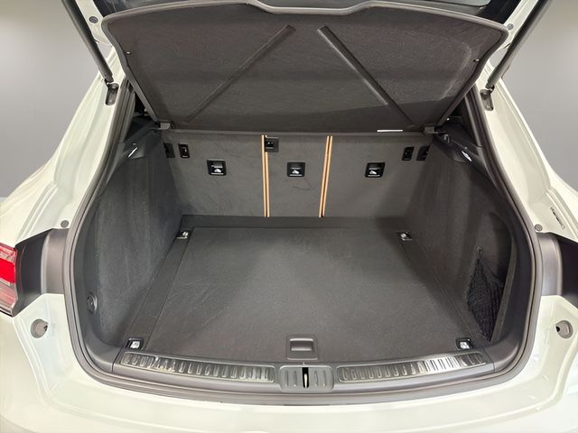 2025 Porsche Macan Base - Photo 36