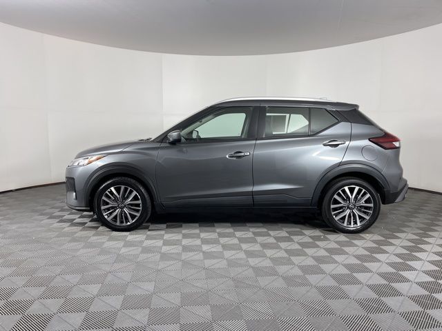 2023 Gun Metallic Nissan Kicks SV FWD SUV