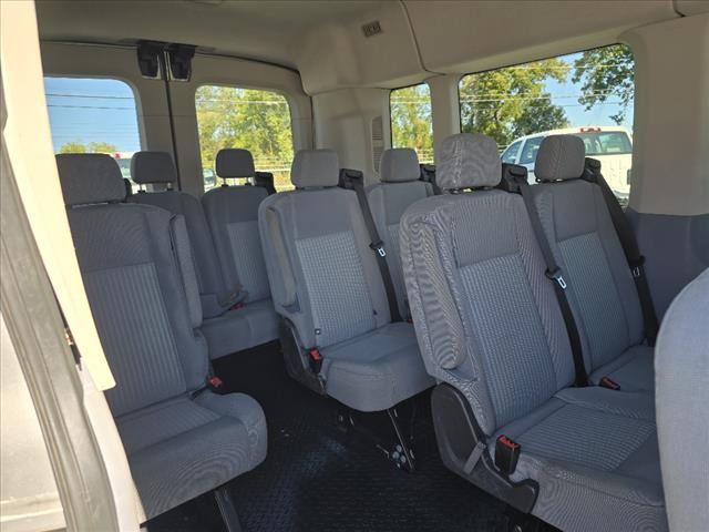 2015 Ford Transit-350 XLT 17