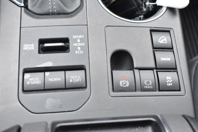 Used 2024 Toyota Highlander SUV