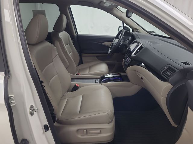 2016 – Honda – Pilot