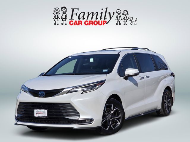 2025 Toyota Sienna Platinum 7-Passenger AWD