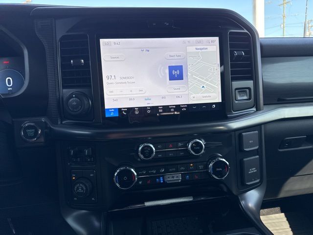 New 2025 White Ford Lariat image 33