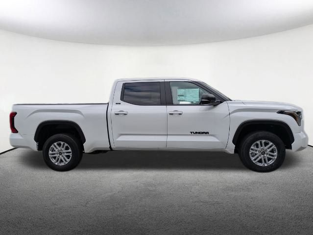 2024 Toyota Tundra SR5 2