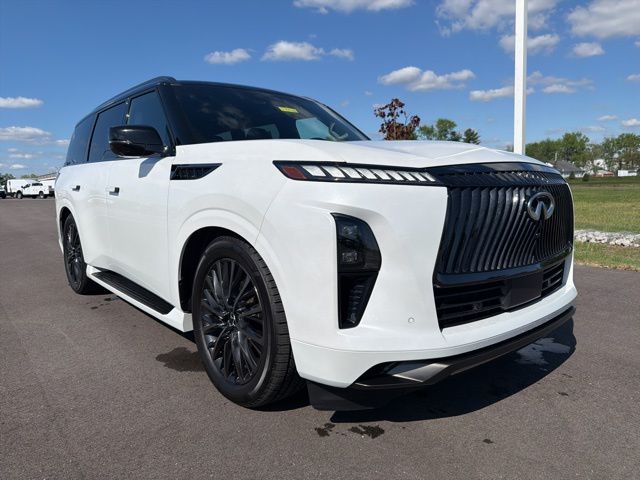 White / Black 2025 INFINITI QX80 Autograph 4WD SUV / Crossover All-Wheel Drive 9-Speed Automatic