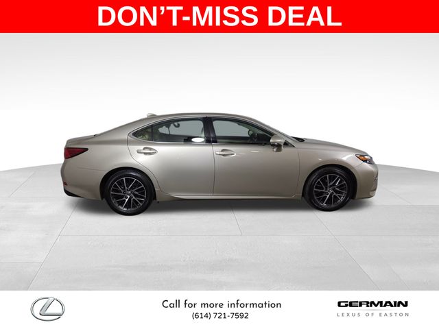 2017 Lexus ES 350 photo 4