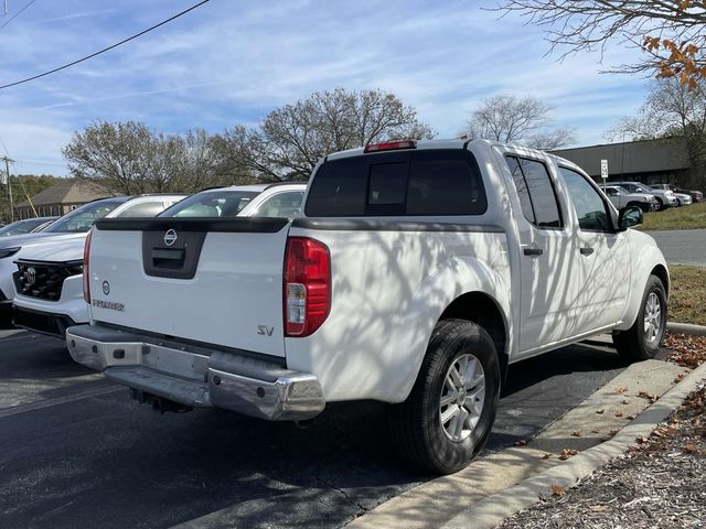 2017 Nissan Frontier SV 10